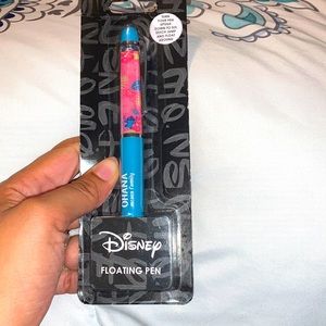 Lilo and stitch floating pen